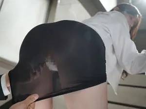 200GANA-2900 Phim nhẹ nhàng thực sự, cảnh quay đầu tiên. 1948 Con gái của chủ tịch công ty được tìm thấy ở Minato Mirai! Với bầu không khí trong lành và nghiêm túc