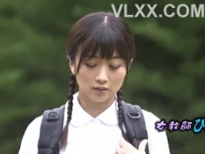 Cậu con trai thẩm du cạnh má kế trẻ đang ngủ bị phát hiện và cái kết